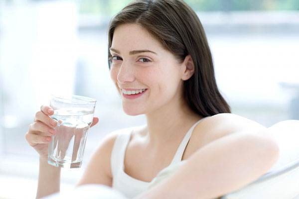 Giải đáp băn khoăn: Uống bao nhiêu nước mỗi ngày là đủ? 1